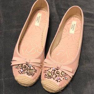 Women’s blush pink ballet flats